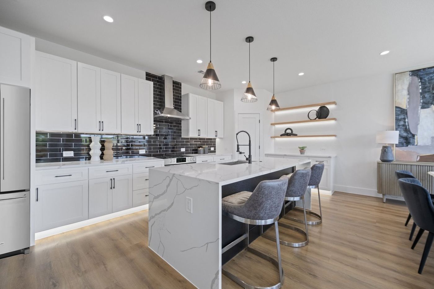 A Luxe Homes Dallas kitchen