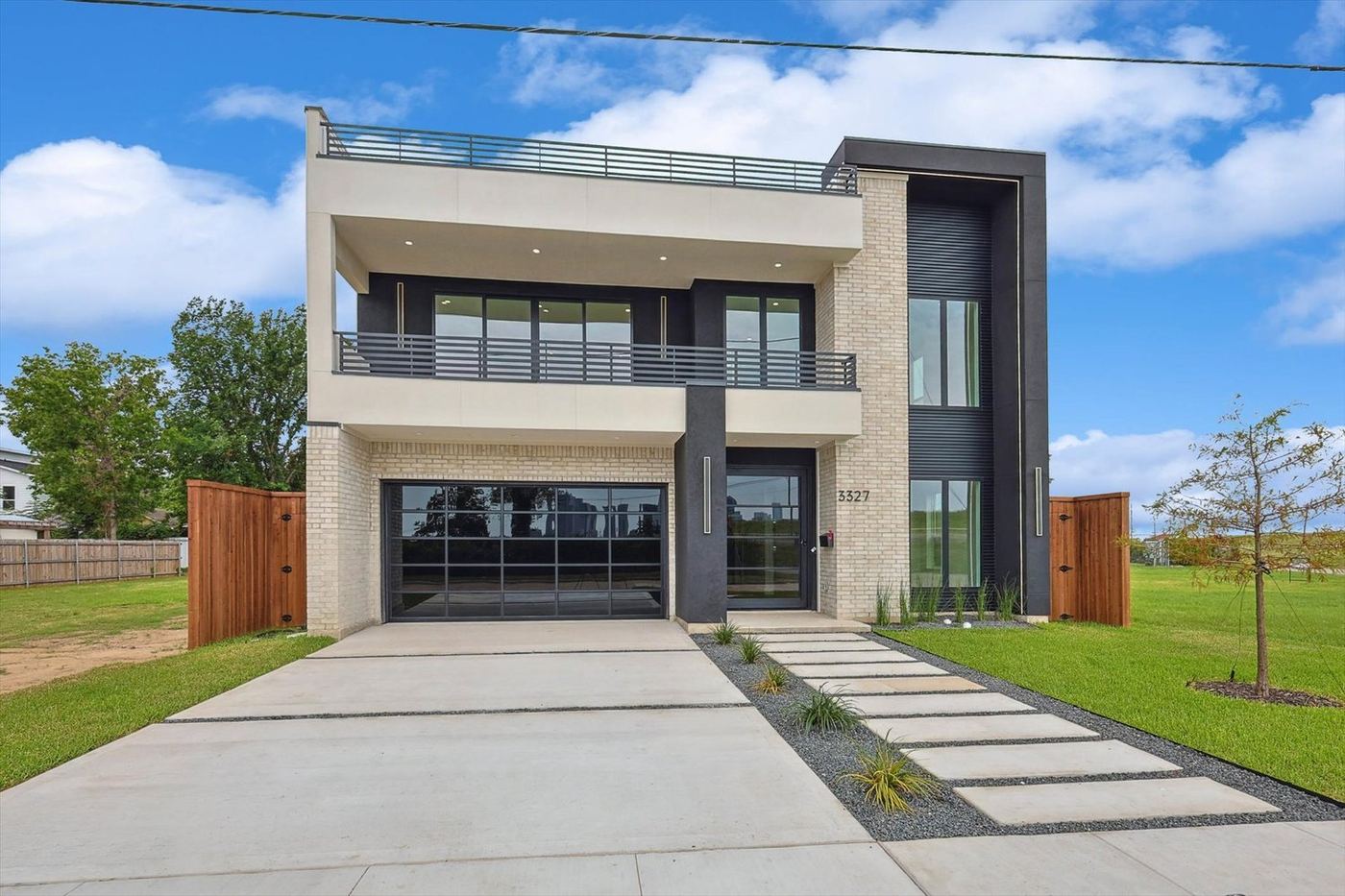 Wake 1, a Luxe Homes Dallas build